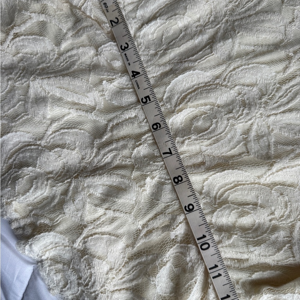 Forever 21 Cream Lace Blouse - Picture 7 of 7